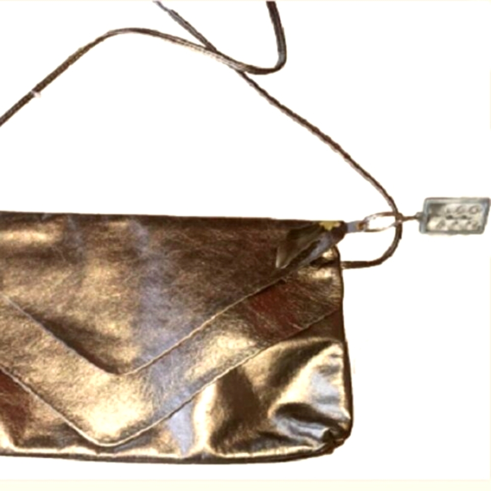 OHH ASHLEY! Leather Handbag Champaign Gold Clutch or Crossbody - Picture 2 of 6